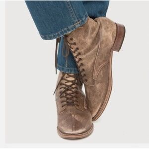 The Great. Brown Distressed Leather Boots Workwear Granny Lace Up Boxcar Vintage